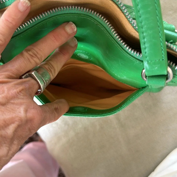 Hobo green zippered leather purse tote bag - Picture 9 of 14
